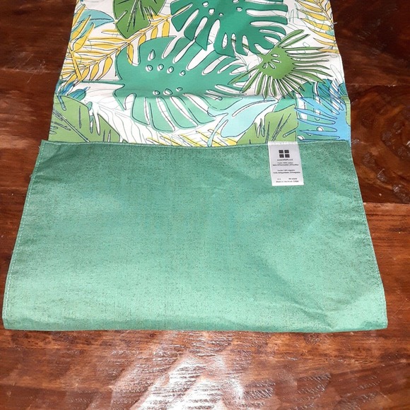 Essential Home Tropical Table Runner Summer Gatherings 13x36 - Picture 3 of 4